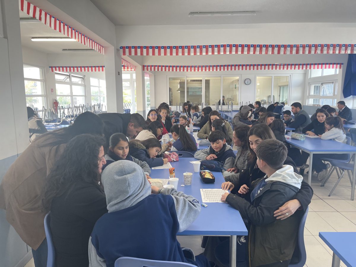 Exitosa jornada de Taller Académico Padres-Hijos en 4° Básico