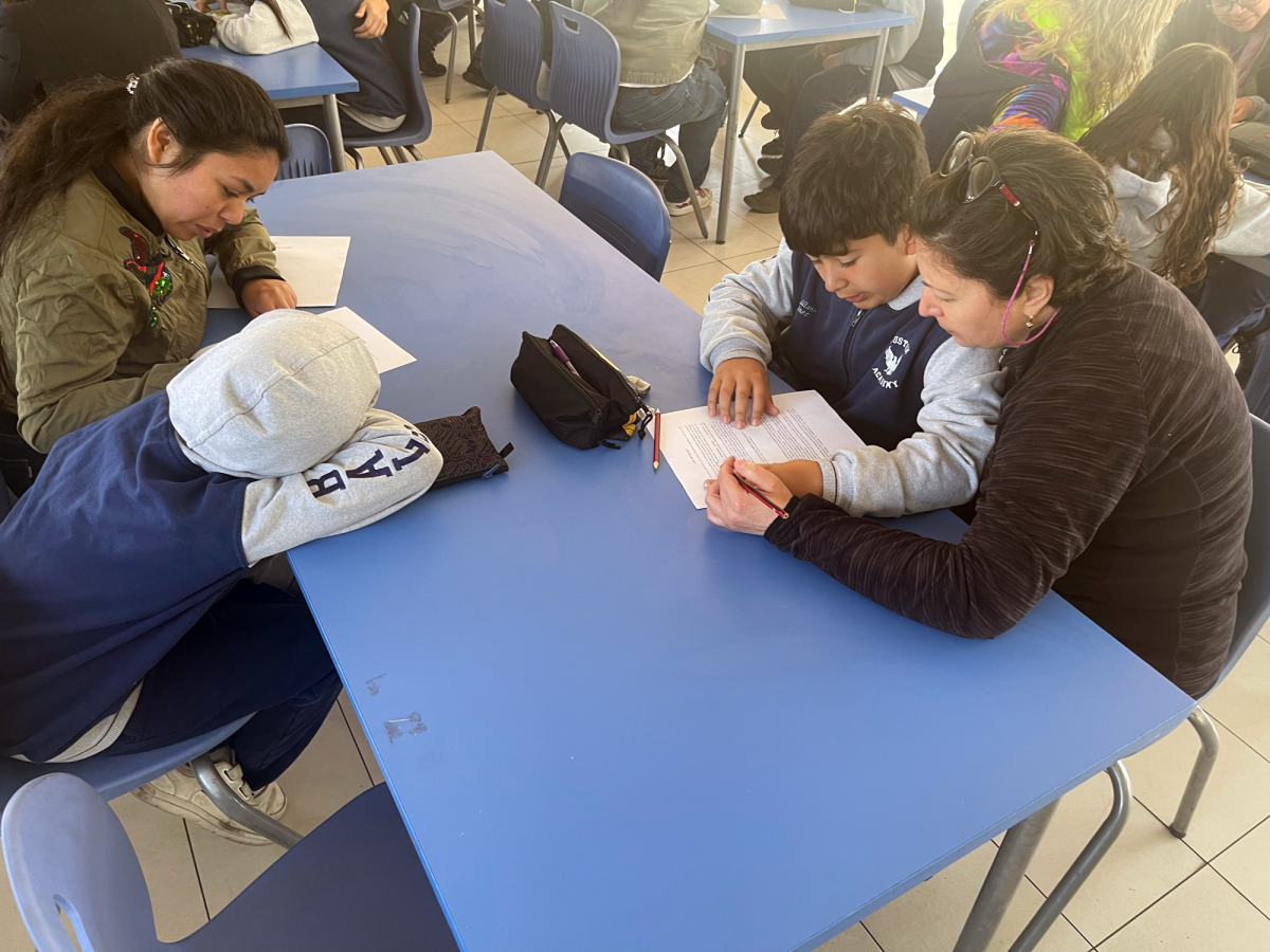 Taller de estrategias de lectura para familias de 6°Básico