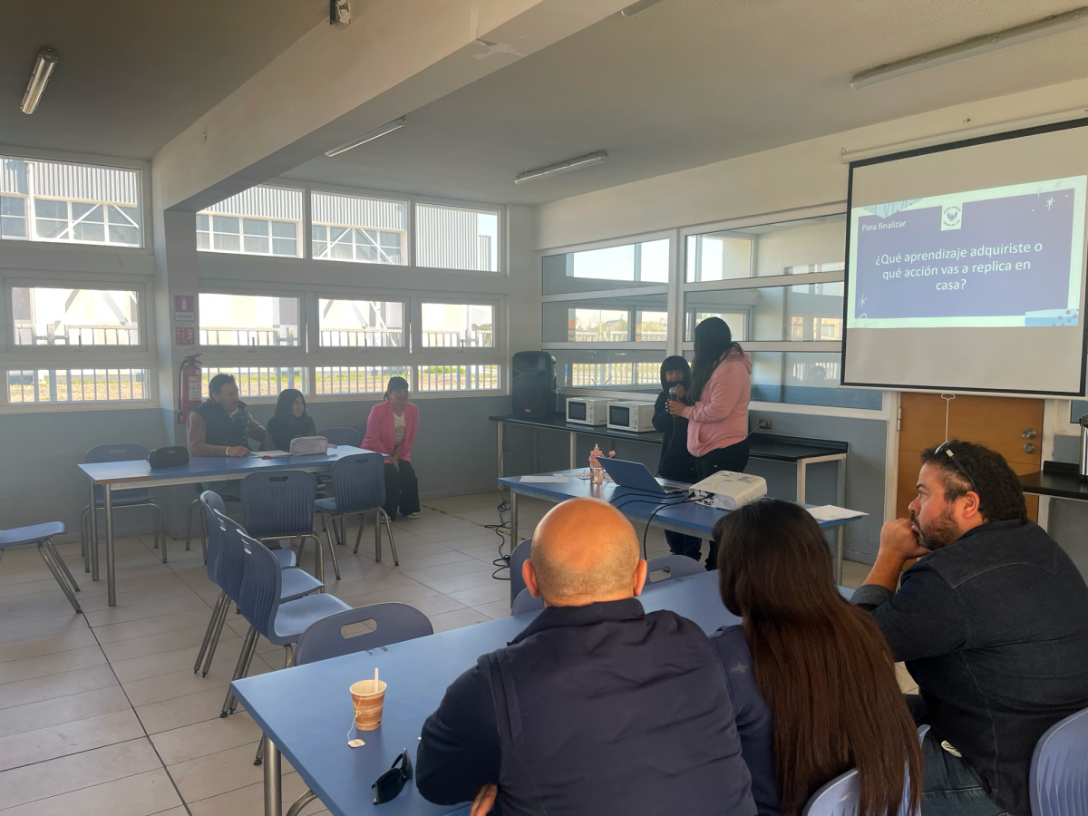 Taller de estrategias de lectura para familias de 6°Básico