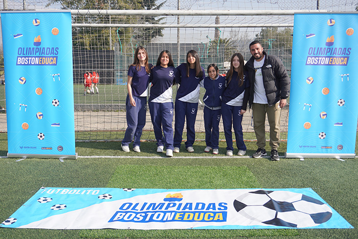 Futbolito de alto nivel en la fecha Intermedia Damas de las Olimpiadas BostonEduca 2025