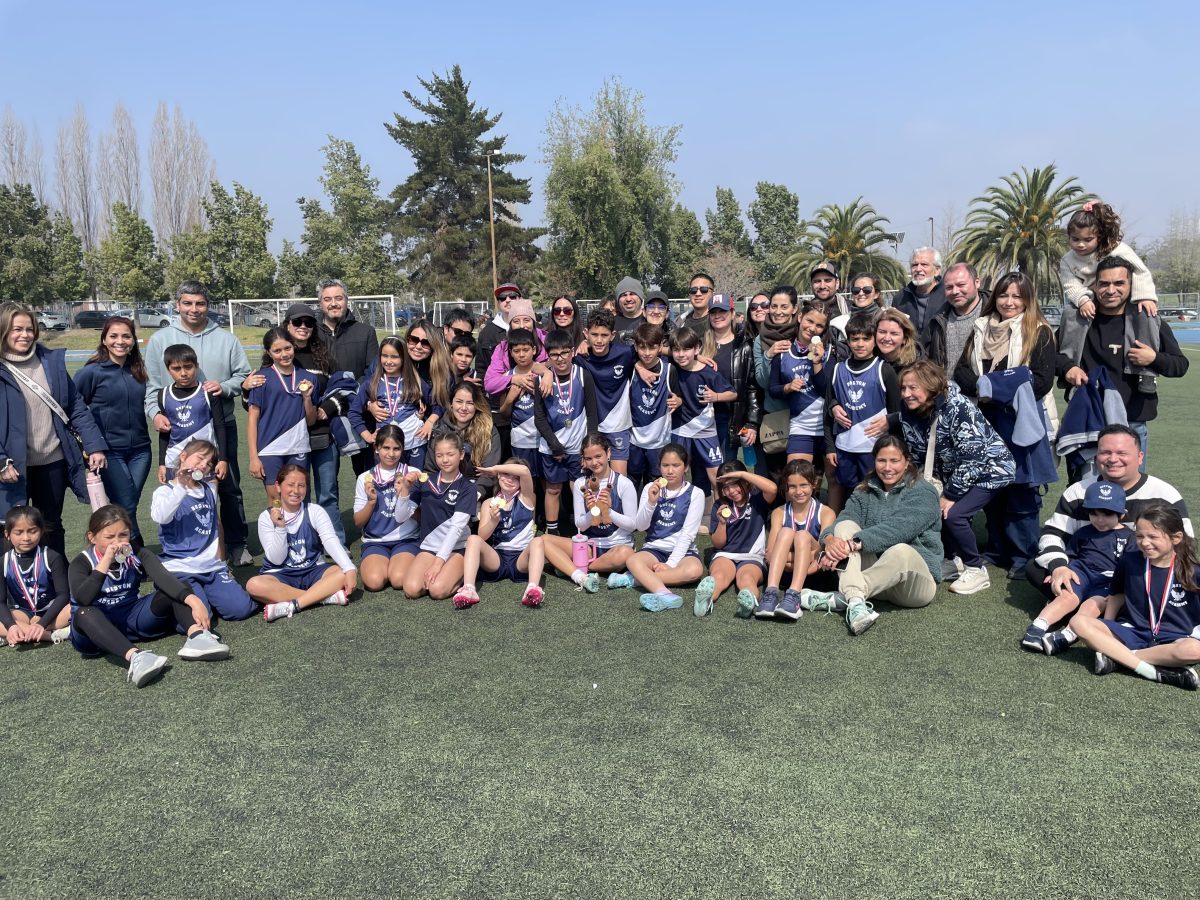 Boston Academy brilla con 2° lugar general en la Copa Mayor de Atletismo