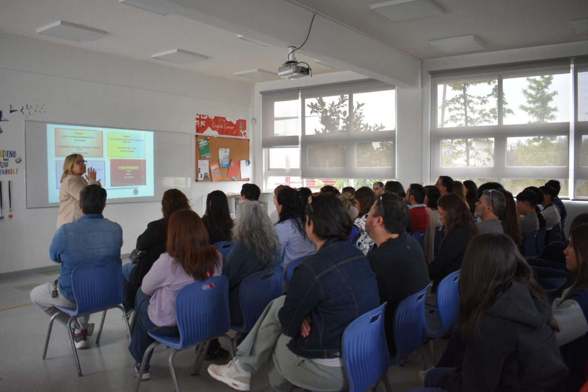 taller informativo dirigido a los alumnos y apoderados del IIº medio A.