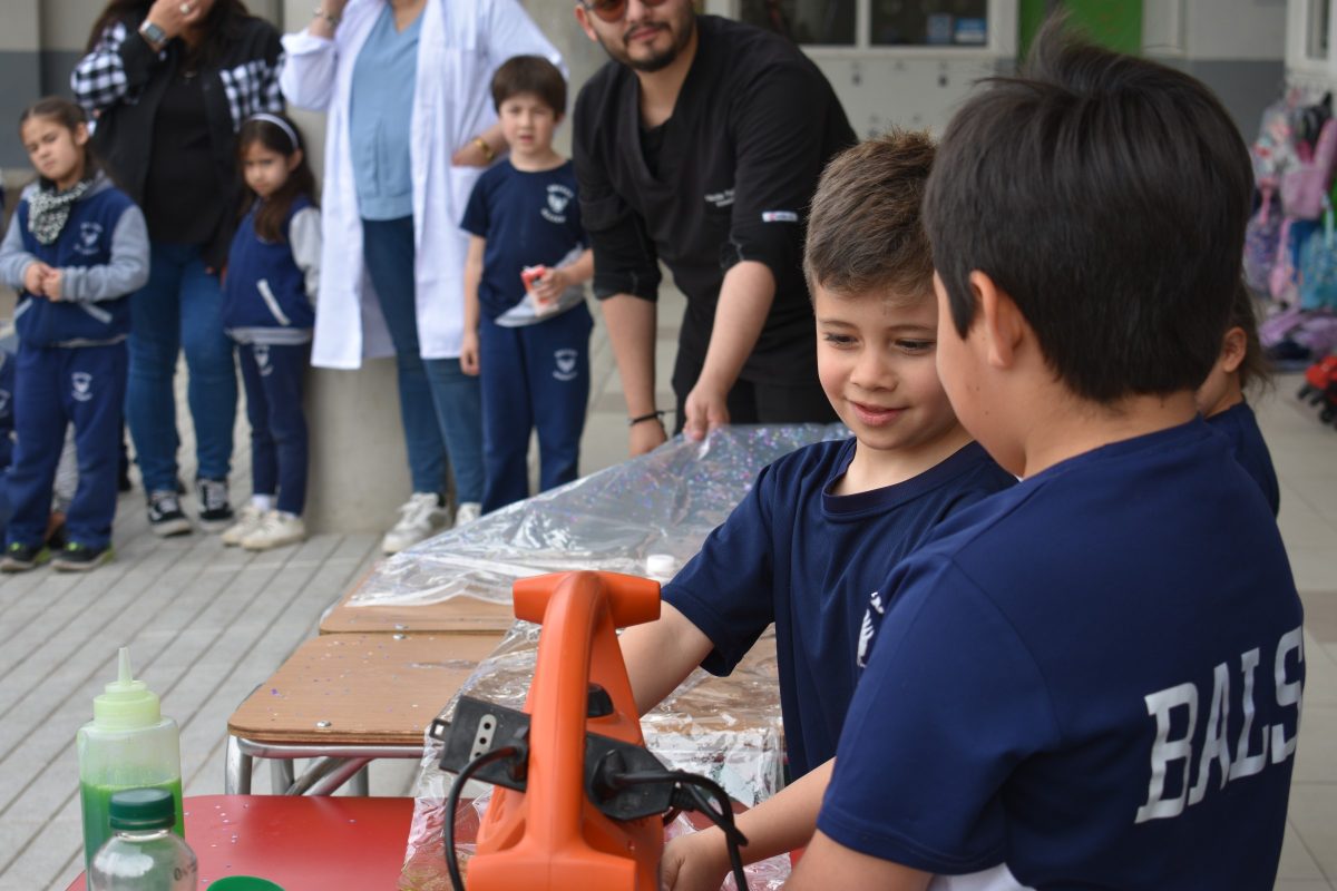 Semana de Celebración de las Ciencias y Muestras Científicas en BALS.