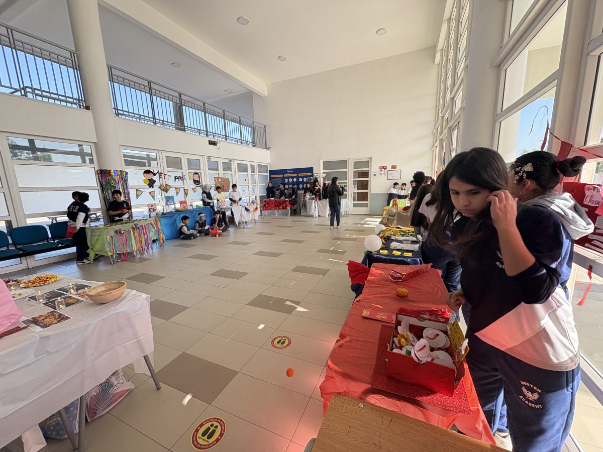 ¡Cierre de Unidad con Honores! Quinto Básico Celebra Culturas en Artes