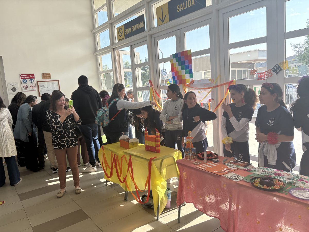 ¡Cierre de Unidad con Honores! Quinto Básico Celebra Culturas en Artes