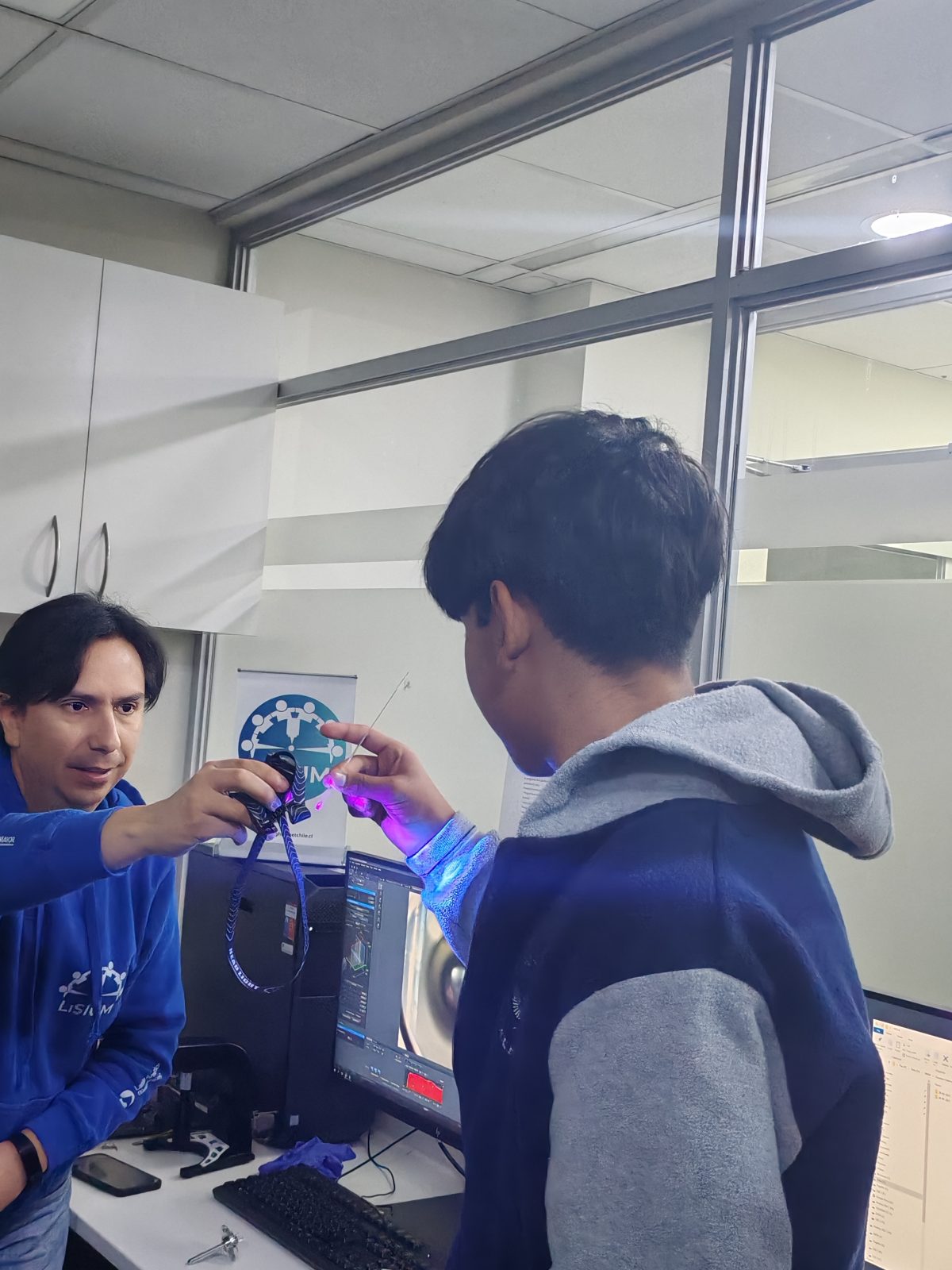 Visita al Centro de Biología Integrativa de la Universidad Mayor