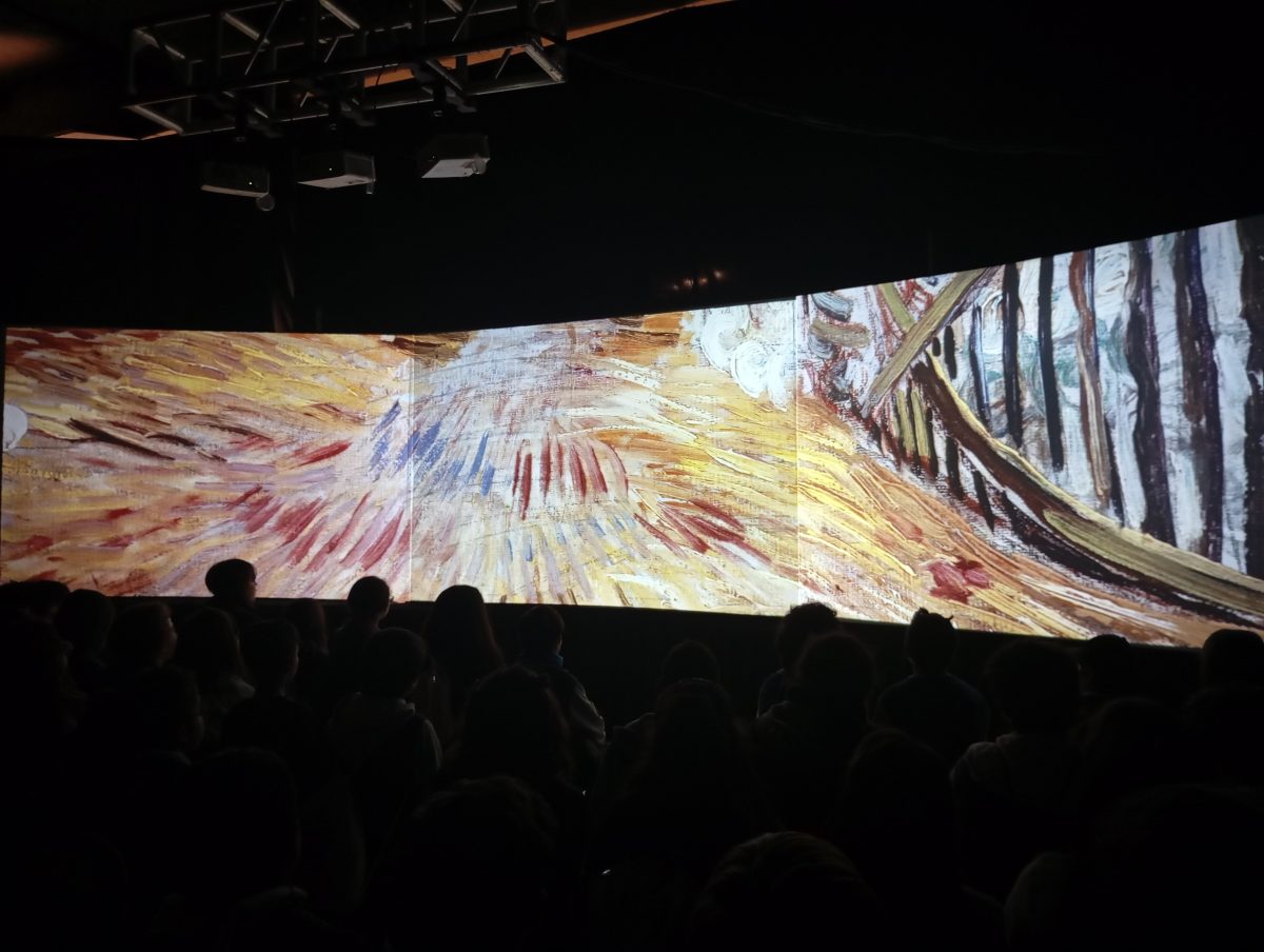 El arte cobró vida! Quintos básicos disfrutan de la reconocida exposición internacional “Van Gogh en Vivo: La Experiencia Real”