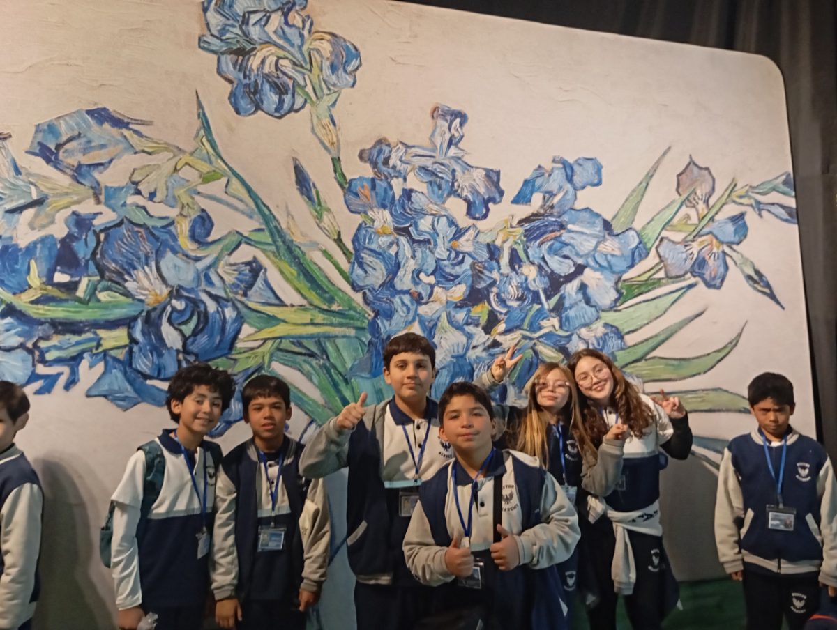 El arte cobró vida! Quintos básicos disfrutan de la reconocida exposición internacional “Van Gogh en Vivo: La Experiencia Real”