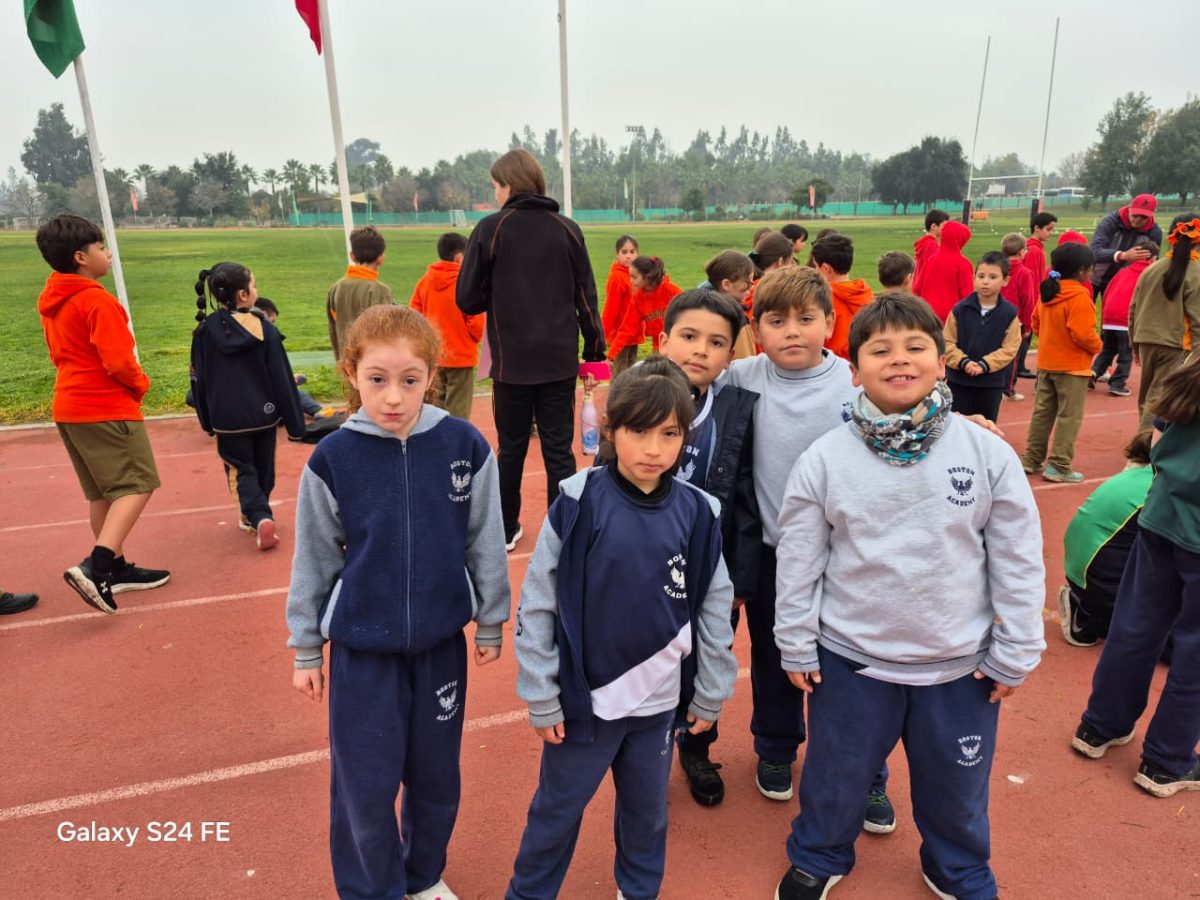Festival de atletismo acercó a los más pequeños al mundo de las carreras, saltos y lanzamientos