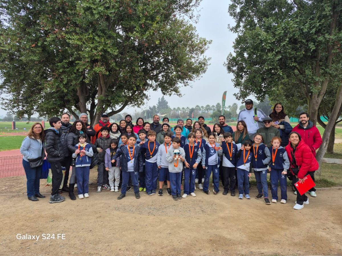 Festival de atletismo acercó a los más pequeños al mundo de las carreras, saltos y lanzamientos