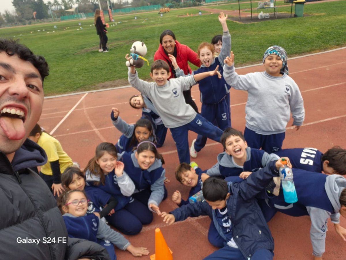 Festival de atletismo acercó a los más pequeños al mundo de las carreras, saltos y lanzamientos