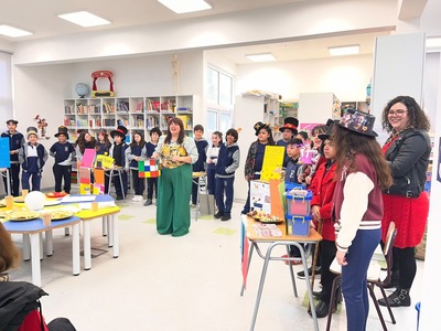Una dulce jornada de lectura: Quintos básicos encantan a sus familias en el Café Literario de “Charlie y la fábrica de chocolate”