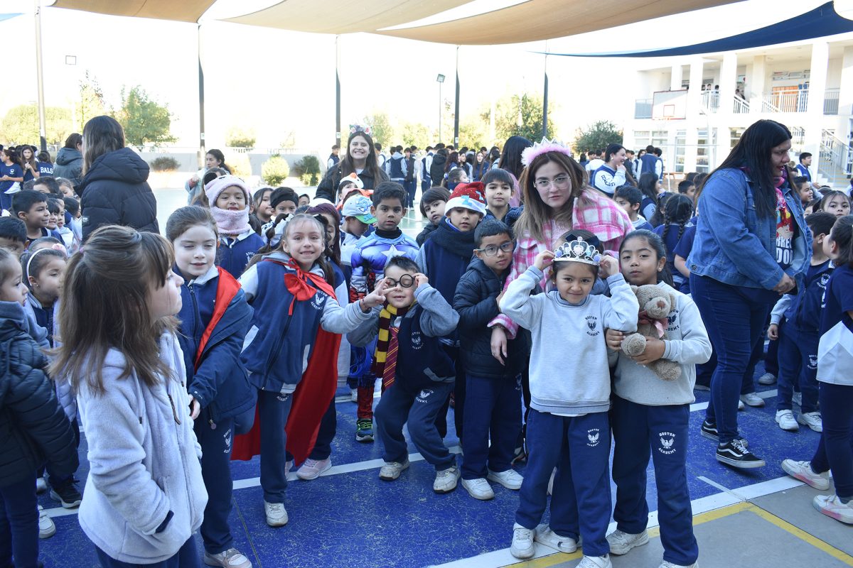¡Un Viaje Entre Páginas! El Colegio Celebra una Inolvidable Semana del Libro